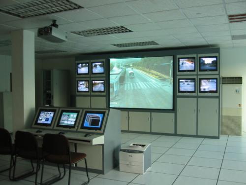 文昌海口监控操作台在监控室的使用